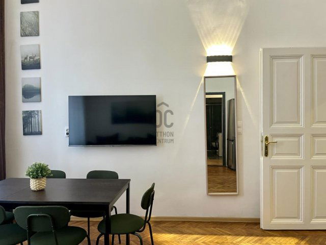 Eladó téglalakás, Budapesten, VIII. kerületben 79 M Ft, 3 szobás