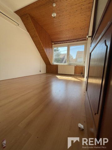 Eladó sorház, Pécsett, Vándor utcában 82.9 M Ft, 5 szobás