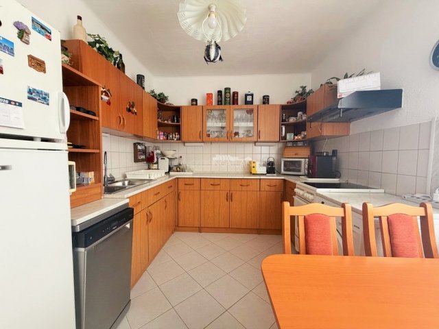 Eladó téglalakás, Kőszegen 39.99 M Ft, 3 szobás