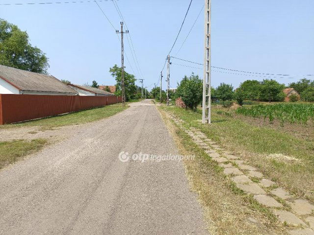 Eladó telek, Békéscsabán 4.5 M Ft / költözzbe.hu
