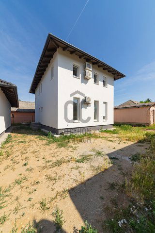 Eladó családi ház, Kerepesen 109.9 M Ft, 4 szobás