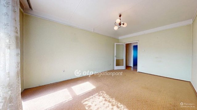 Eladó panellakás, Kazincbarcikán 26.5 M Ft, 2 szobás