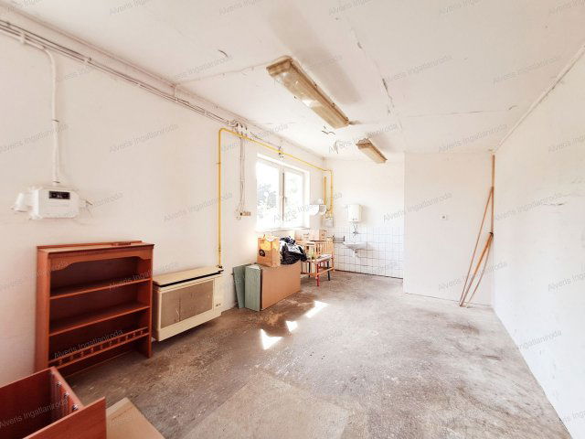 Eladó ipari ingatlan, Nyíregyházán 17 M Ft