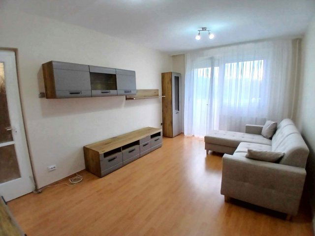 Kiadó panellakás, albérlet, Debrecenben 190 E Ft / hó, 2 szobás