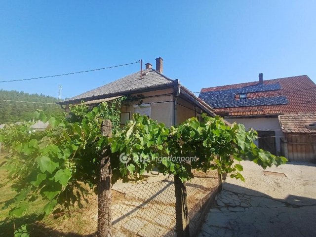 Eladó családi ház, Bükkszéken 26.9 M Ft, 2+1 szobás