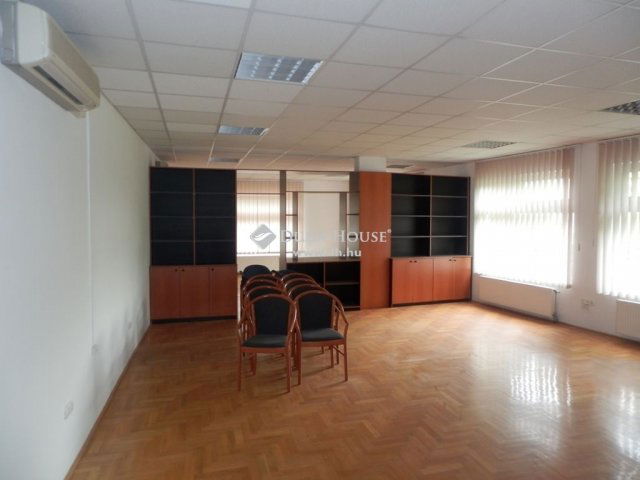 Eladó iroda, Budapesten, XI. kerületben 170.17 M Ft