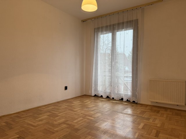 Kiadó téglalakás, albérlet, XI. kerületben, Solt utcában