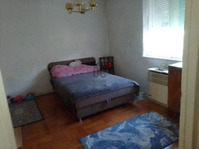Eladó ikerház, Ózdon 7.5 M Ft, 3 szobás / költözzbe.hu