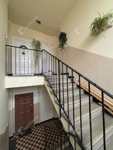 Eladó téglalakás, Győrött 47.5 M Ft, 2 szobás