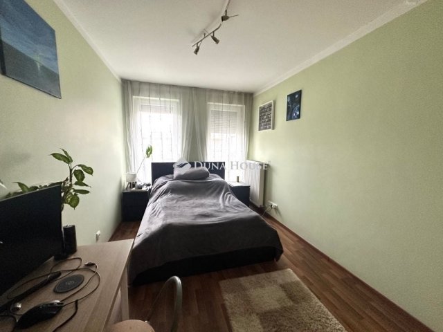 Eladó téglalakás, Budapesten, VIII. kerületben 68 M Ft, 2 szobás