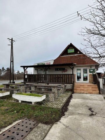 Eladó üzlethelyiség, Várpalotán 94.9 M Ft, 5 szobás