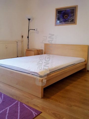 Kiadó téglalakás, albérlet, IX. kerületben, Üllői úton