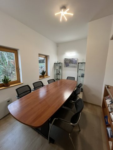 Eladó üzlethelyiség, Budapesten, III. kerületben 269.9 M Ft