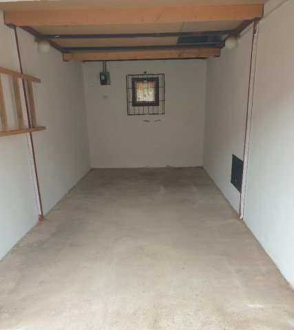 Eladó garázs, Szegeden 12.5 M Ft / költözzbe.hu