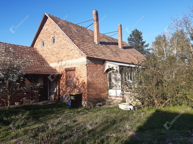 Eladó családi ház, Beleznán 21.9 M Ft, 5 szobás