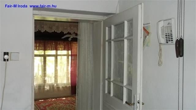 Eladó családi ház, Csongrádon 5 M Ft, 3 szobás