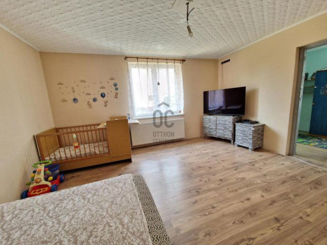 Eladó családi ház, Abonyban 35 M Ft, 4 szobás