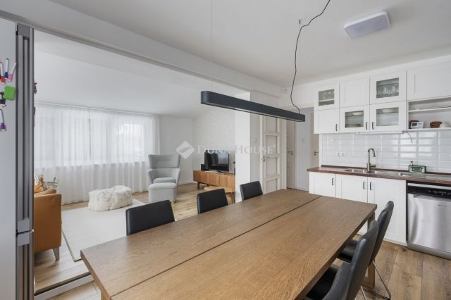 Eladó téglalakás, Budapesten, II. kerületben 325 M Ft, 4 szobás