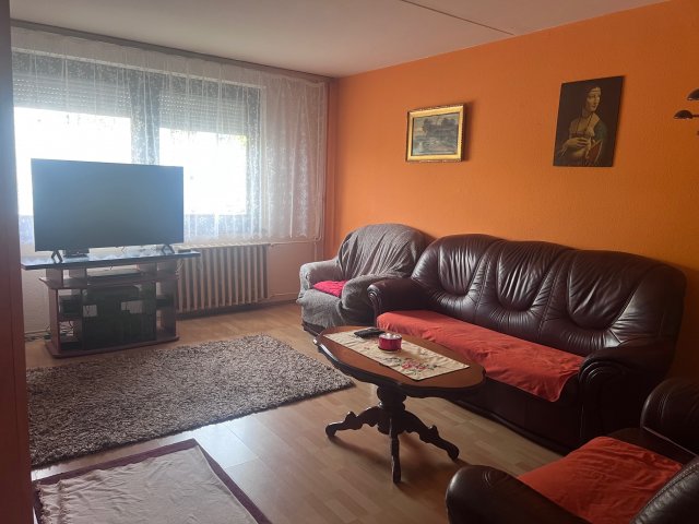 Eladó panellakás, Budapesten, XVIII. kerületben, Juharos soron