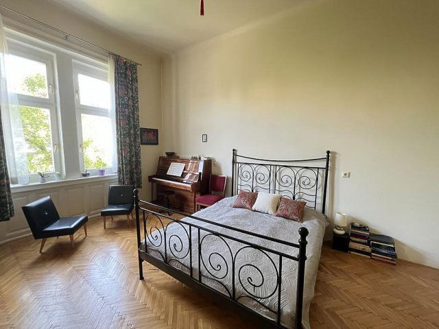 Eladó téglalakás, VII. kerületben, Dózsa György úton