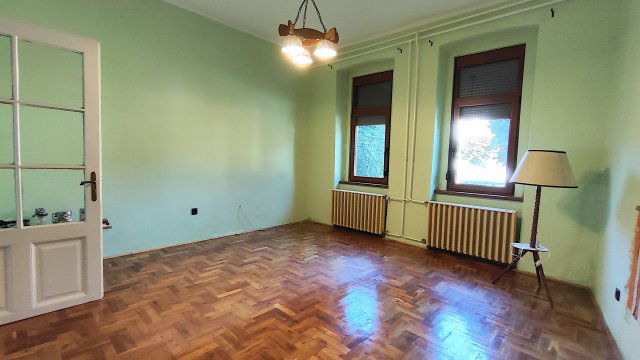 Eladó családi ház, Szekszárdon, Kossuth Lajos utcában 69 M Ft