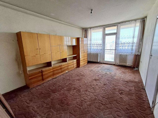 Eladó panellakás, Budapesten, XV. kerületben, Rákos úton