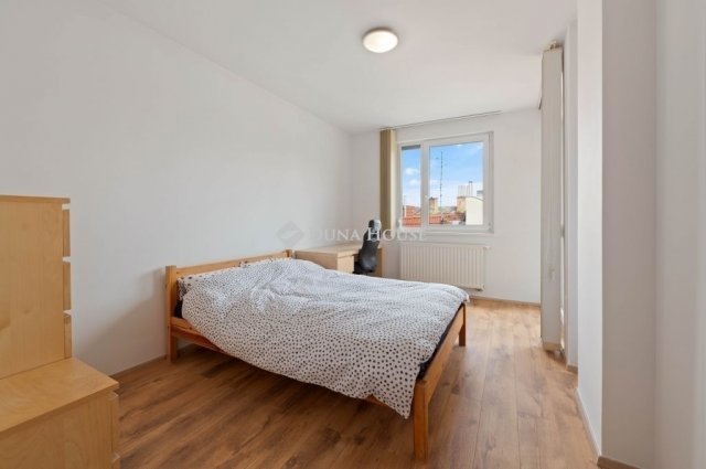 Eladó téglalakás, Budapesten, VII. kerületben 169 M Ft, 4 szobás