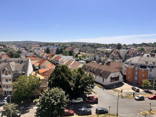 Eladó téglalakás, Zalaegerszegen 34.9 M Ft, 2 szobás