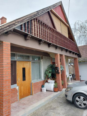 Eladó családi ház, Balatonfűzfőn 57 M Ft, 3 szobás