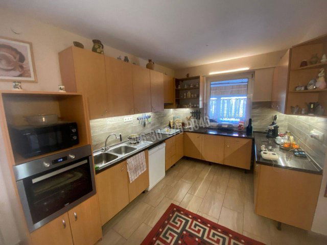 Eladó családi ház, Pátyon 120 M Ft, 8 szobás