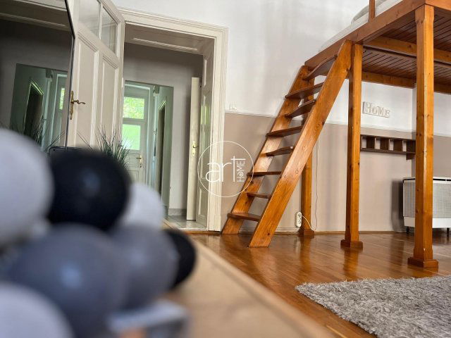Eladó téglalakás, Szegeden 69 M Ft, 2 szobás