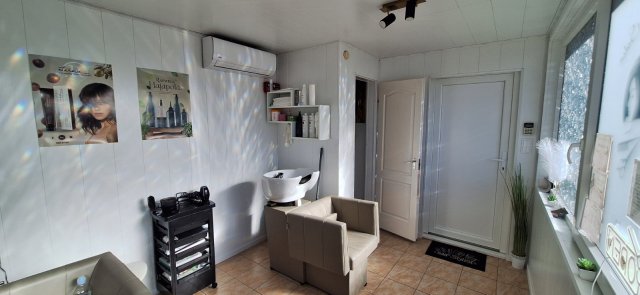 Eladó üzlethelyiség, Budapesten, XX. kerületben 12.5 M Ft