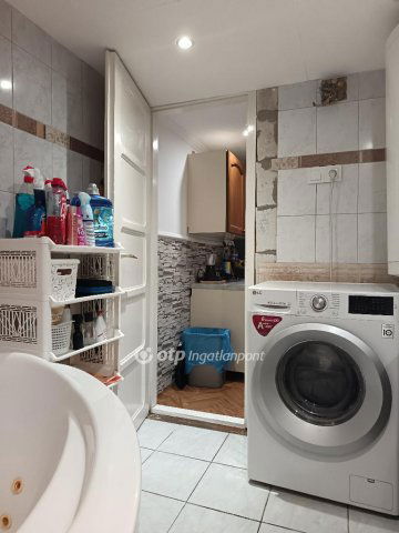 Eladó családi ház, Nádudvaron 9.8 M Ft, 1+1 szobás