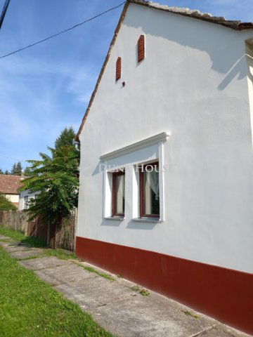 Eladó családi ház, Tapsonyon 25.9 M Ft, 3 szobás