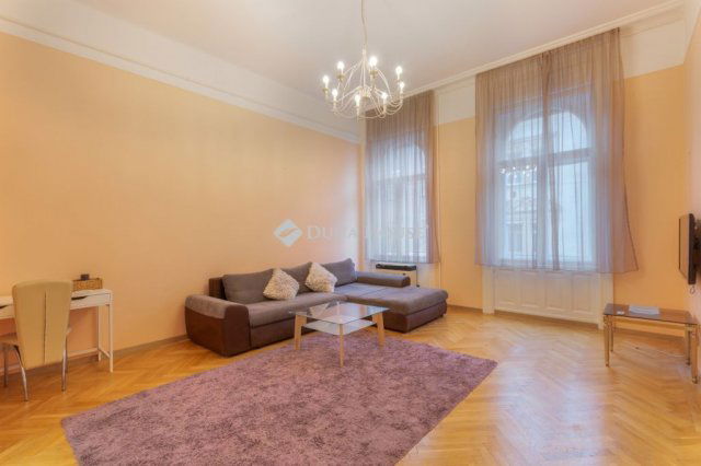 Eladó téglalakás, Budapesten, VII. kerületben 87 M Ft, 2 szobás