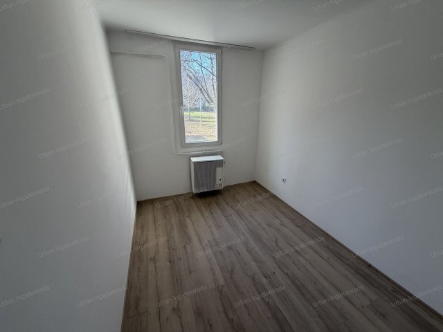 Eladó téglalakás, Budapesten, XVI. kerületben 69.9 M Ft