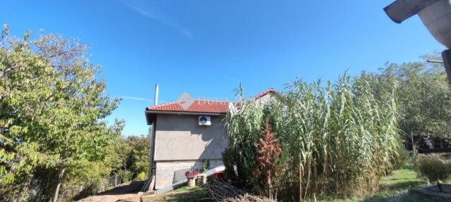 Eladó családi ház, Biatorbágyon 106 M Ft, 2 szobás