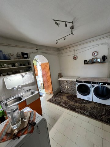 Eladó családi ház, Pusztaszabolcson 43 M Ft, 2 szobás