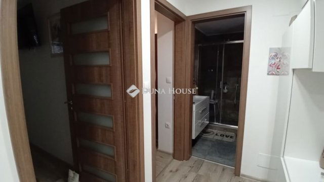 Eladó ikerház, Siófokon 179.99 M Ft, 4 szobás