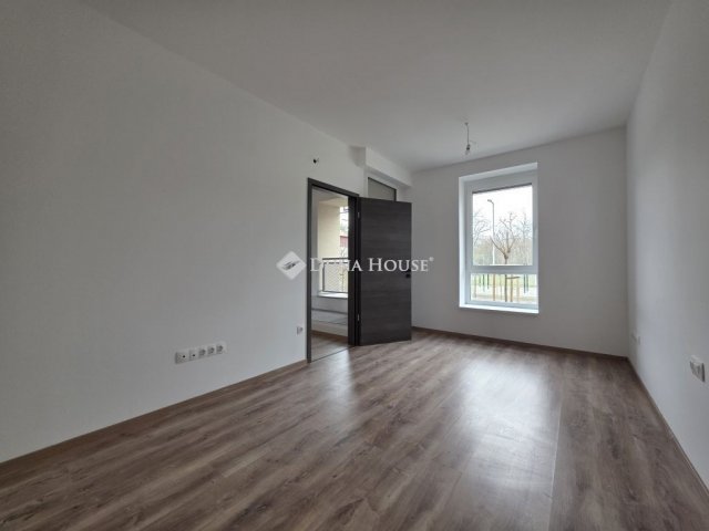 Eladó téglalakás, Budapesten, IV. kerületben 97.5 M Ft, 4 szobás