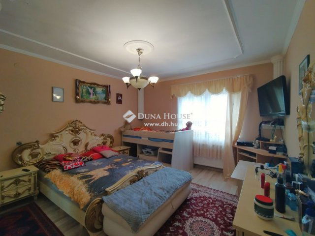 Eladó családi ház, Szombathelyen 130 M Ft, 4 szobás