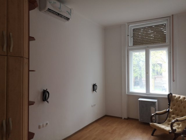 Kiadó téglalakás, albérlet, Gyulán 170 E Ft / hó, 4 szobás