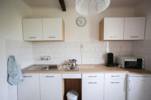 Eladó családi ház, Harkányban 119 M Ft, 7+1 szobás