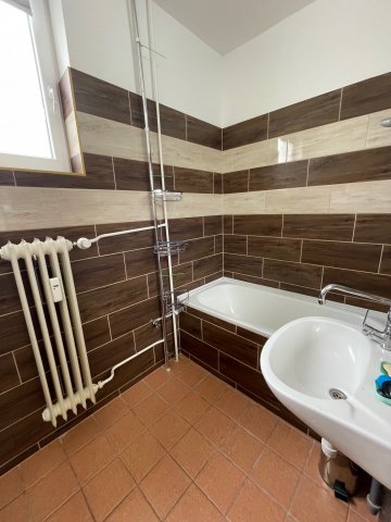 Eladó téglalakás, Nyíregyházán 47.9 M Ft, 2+1 szobás