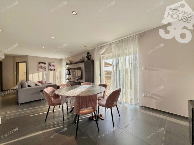 Eladó sorház, Kecskeméten 75.9 M Ft, 3 szobás