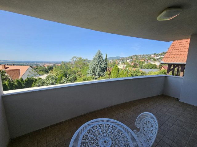 Eladó téglalakás, Pécsett 54.9 M Ft, 2 szobás