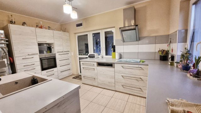 Eladó családi ház, Nyíregyházán 84.99 M Ft, 3 szobás