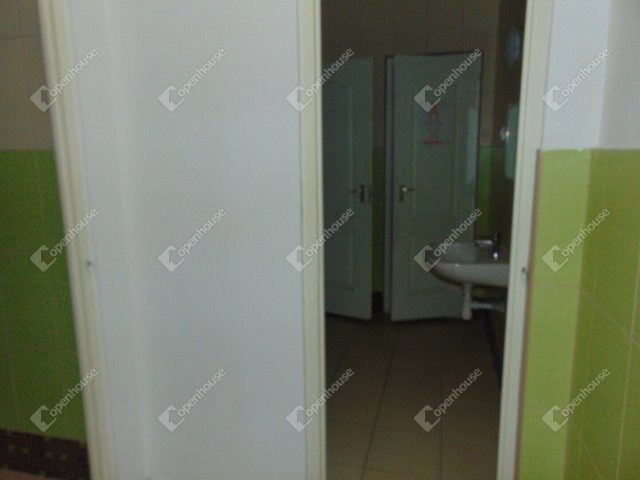 Kiadó üzlethelyiség, Miskolcon 300 E Ft / hó, 1 szobás