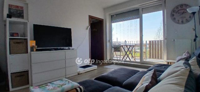 Eladó téglalakás, Budapesten, VIII. kerületben 104.9 M Ft