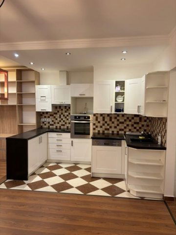 Kiadó téglalakás, albérlet, V. kerületben, Széchenyi utcában